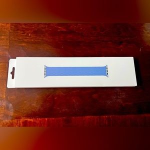 NWT Apple Solo Loop Braided Band (Size 6)